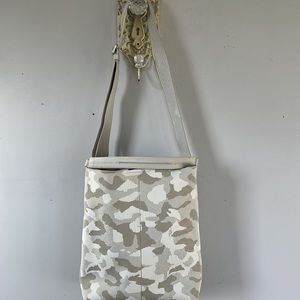 Rothy’s The Bucket Bag Khaki Camo Cream Tan Tote Crossbody